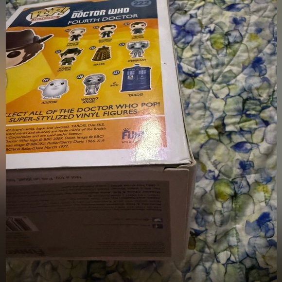 Funko Pop! Doctor Who - Fourth Doctor Vinyl Figure - Picture 10 of 14